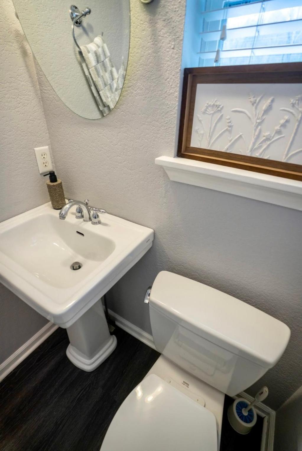 Brooklynn'S Bay, Elegant Lakefront Condo Retreat Hot Springs Exteriör bild